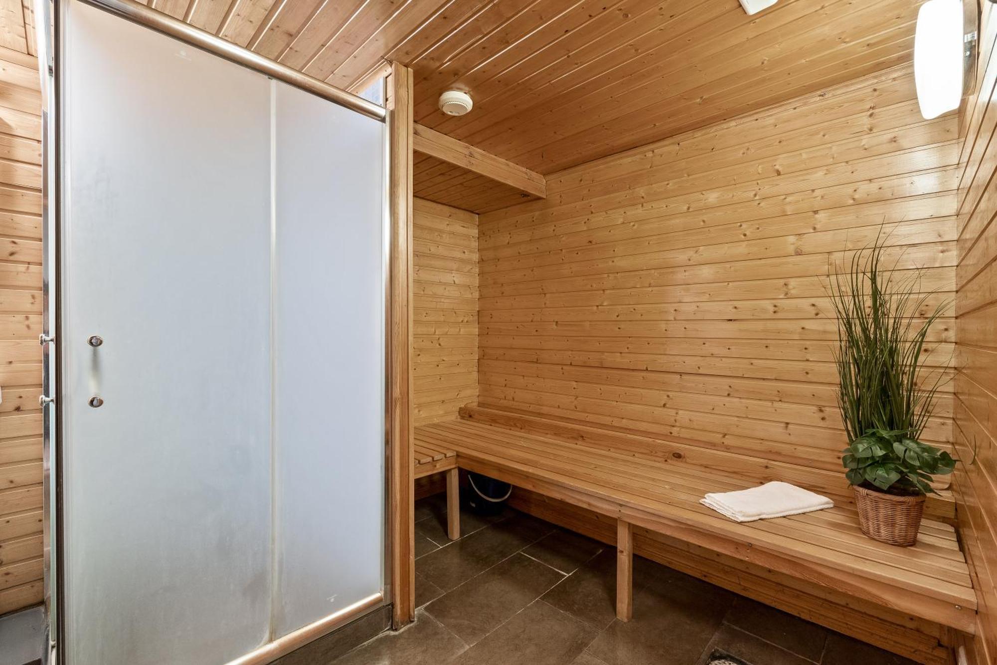 Massive Villa In Downtown Reykjavik With A Sauna Zewnętrze zdjęcie