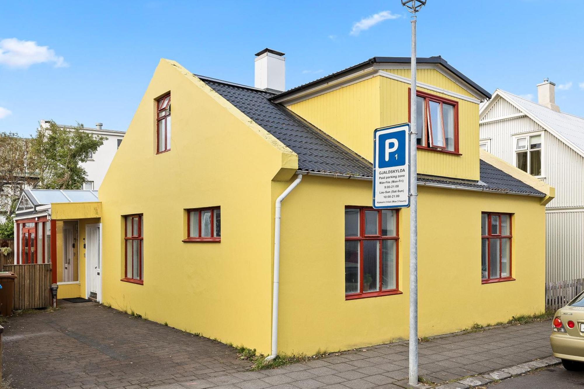 Massive Villa In Downtown Reykjavik With A Sauna Zewnętrze zdjęcie